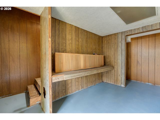 4309 Se VIEW ACRES Rd, Milwaukie, OR 97267