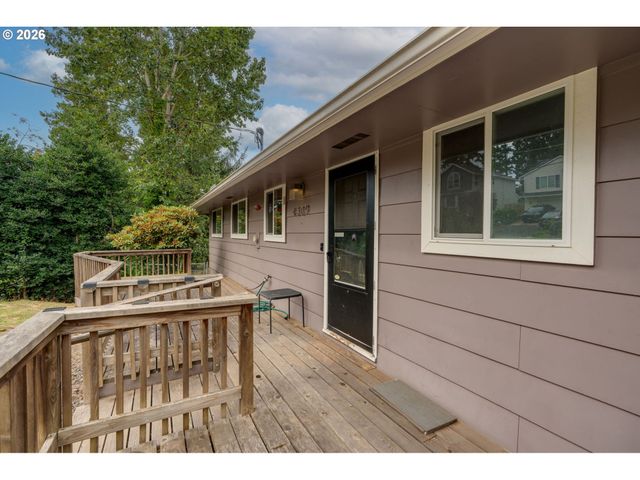 4309 Se VIEW ACRES Rd, Milwaukie, OR 97267