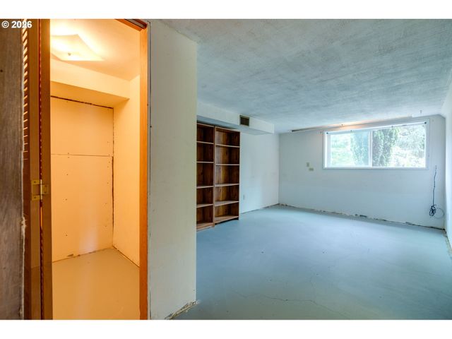 4309 Se VIEW ACRES Rd, Milwaukie, OR 97267