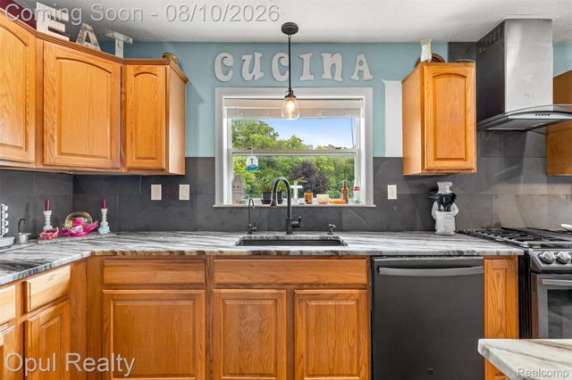 12792 Wells Road, London Township, MI 48160