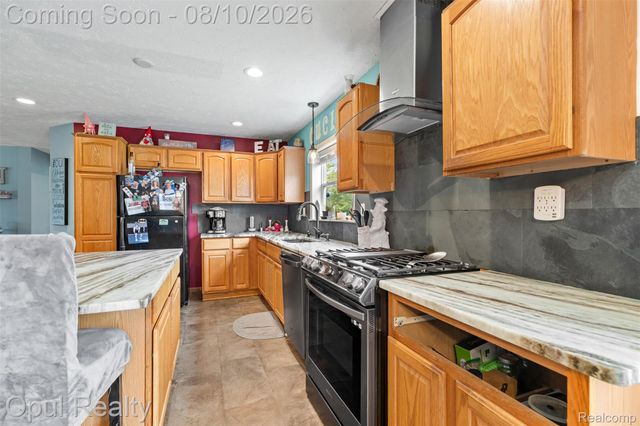 12792 Wells Road, London Township, MI 48160