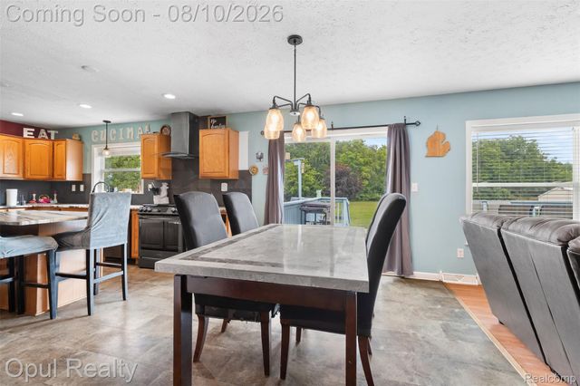 12792 Wells Road, London Township, MI 48160