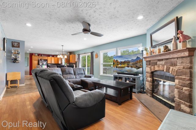 12792 Wells Road, London Township, MI 48160