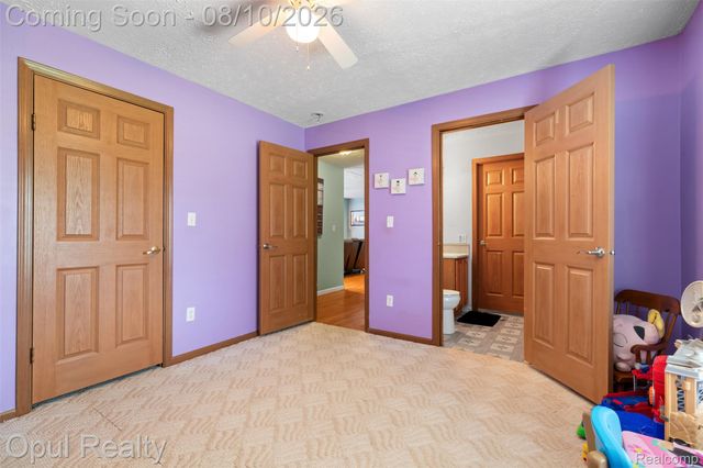 12792 Wells Road, London Township, MI 48160