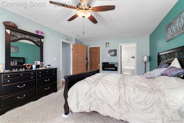 12792 Wells Road, London Township, MI 48160