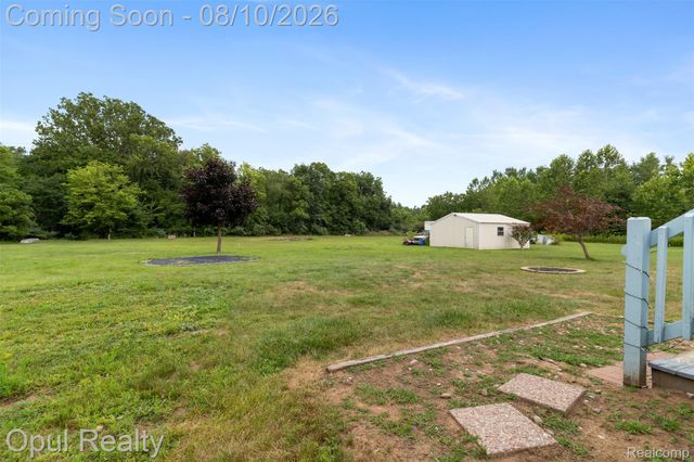 12792 Wells Road, London Township, MI 48160