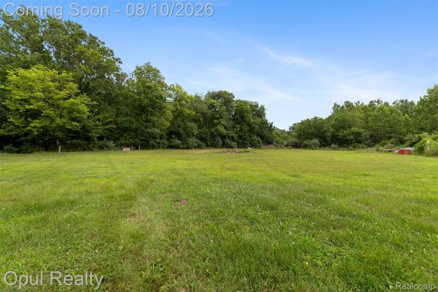 12792 Wells Road, London Township, MI 48160