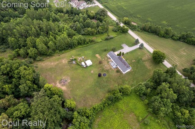 12792 Wells Road, London Township, MI 48160