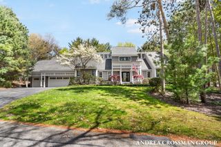2003 W Lakewood Boulevard, Park Twp, MI 49424