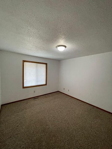 11923-11931 Wintergreen Street NW, Coon Rapids, MN 55448