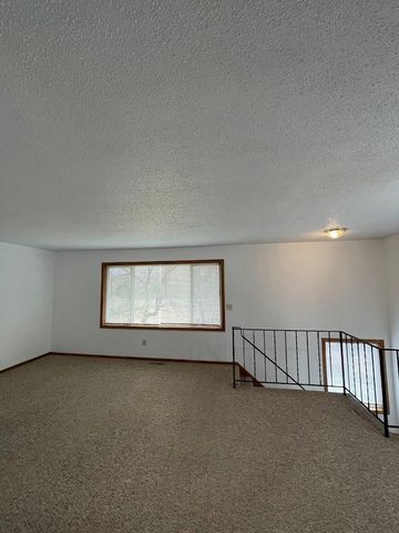 11923-11931 Wintergreen Street NW, Coon Rapids, MN 55448