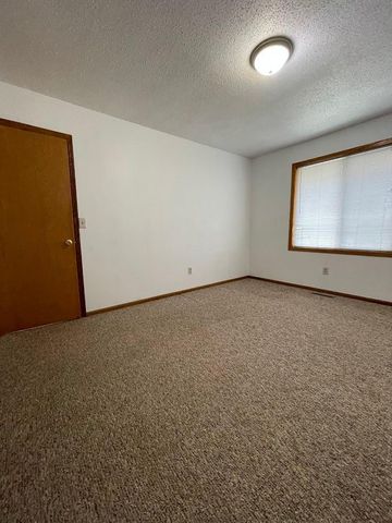 11923-11931 Wintergreen Street NW, Coon Rapids, MN 55448