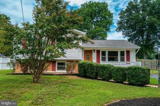 8009 NOEL ST, Alexandria, VA 22309