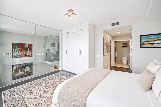 60 SW 13th St 4002, Miami, FL 33130