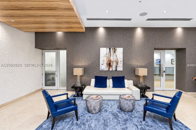60 SW 13th St 4002, Miami, FL 33130
