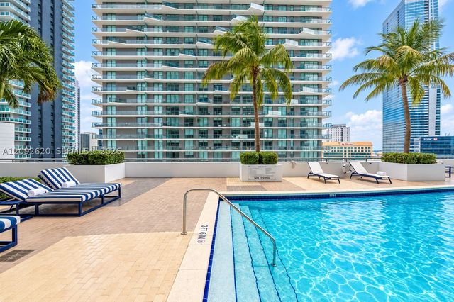 60 SW 13th St 4002, Miami, FL 33130