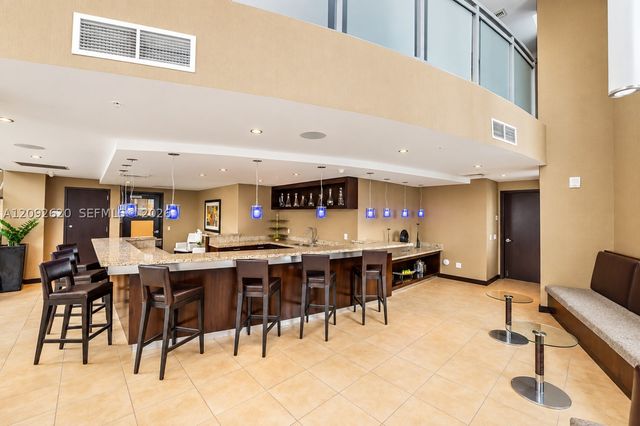 60 SW 13th St 4002, Miami, FL 33130