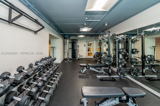 60 SW 13th St 4002, Miami, FL 33130