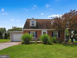 1928 BANNISTER ST, York, PA 17404
