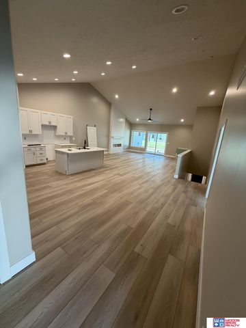 10710 Dominion Drive, Lincoln, NE 68527