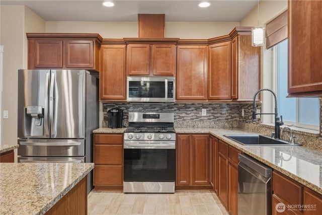 4220 Stonecrest Ct, Bellingham, WA 98226