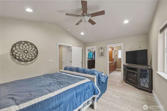 4220 Stonecrest Ct, Bellingham, WA 98226