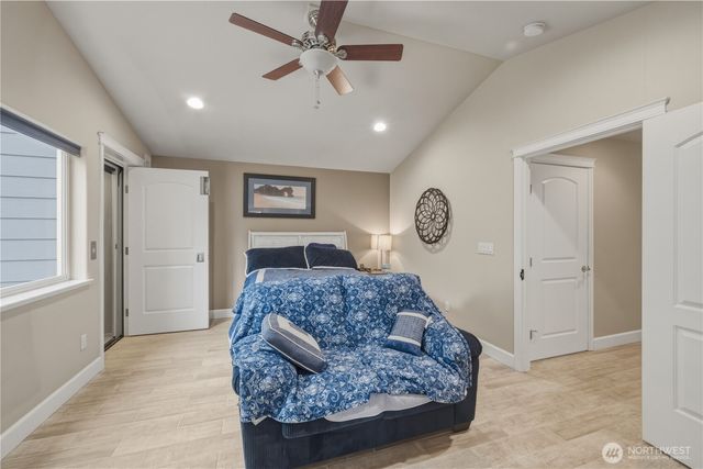 4220 Stonecrest Ct, Bellingham, WA 98226