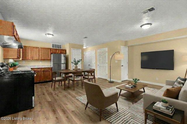 536 Dr W. J. Hodge St, Louisville, KY 40203