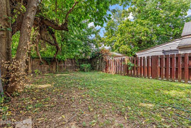 536 Dr W. J. Hodge St, Louisville, KY 40203