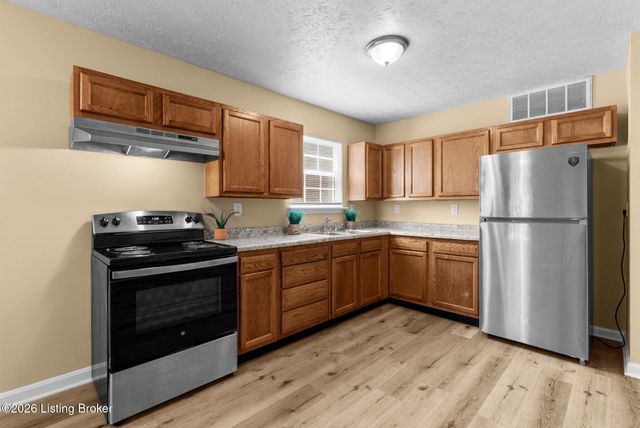536 Dr W. J. Hodge St, Louisville, KY 40203