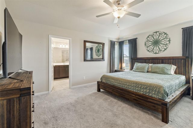 9913 Hermann Trace, Texas City, TX 77591