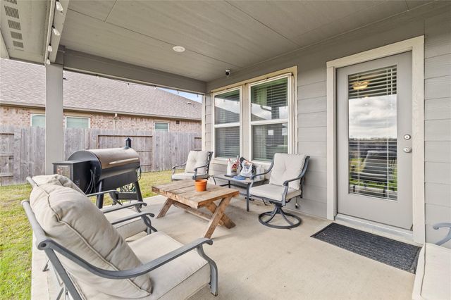 9913 Hermann Trace, Texas City, TX 77591