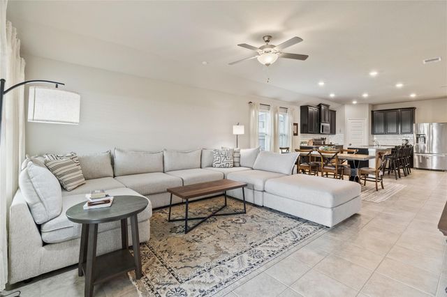 9913 Hermann Trace, Texas City, TX 77591