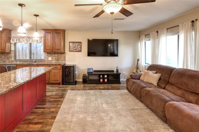 2813 Meandering Way, Bedford, TX 76021