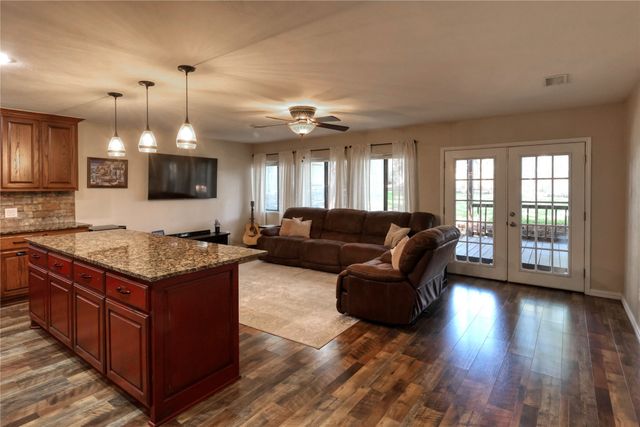 2813 Meandering Way, Bedford, TX 76021