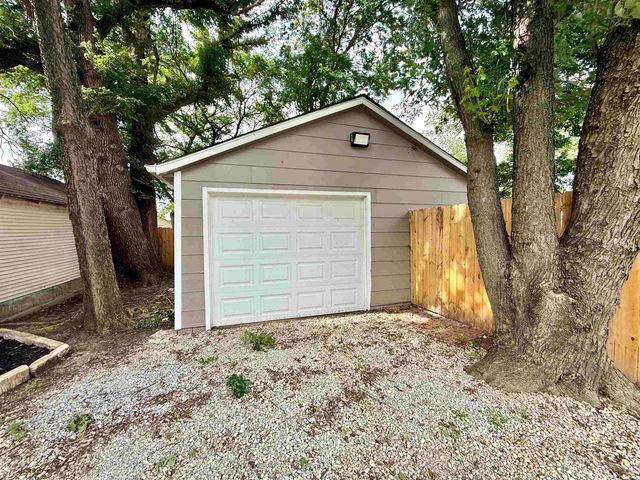 413 E 14th, Augusta, KS 67010