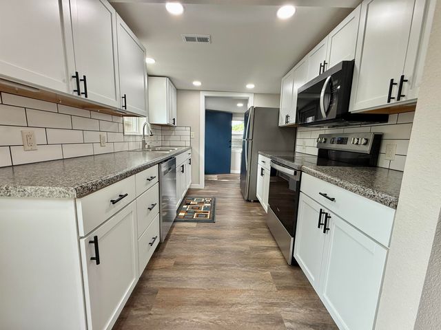 413 E 14th, Augusta, KS 67010