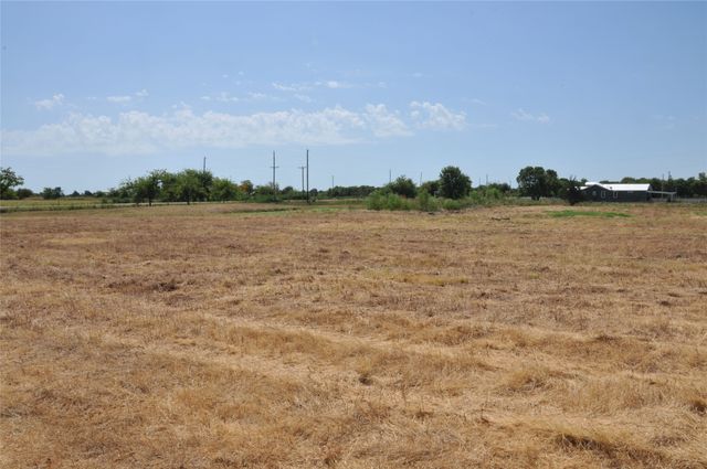 9730 S Hwy 78, Leonard, TX 75452