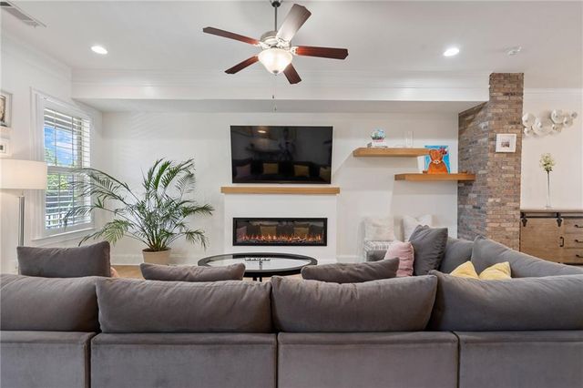 1147 Holly Avenue, Atlanta, GA 30338