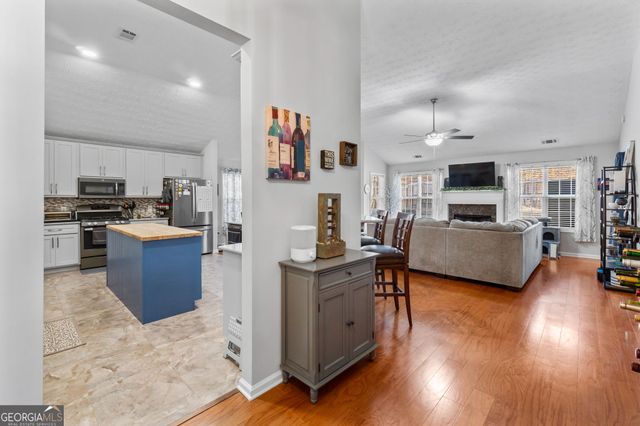 5589 Ashmoore Court, Flowery Branch, GA 30542