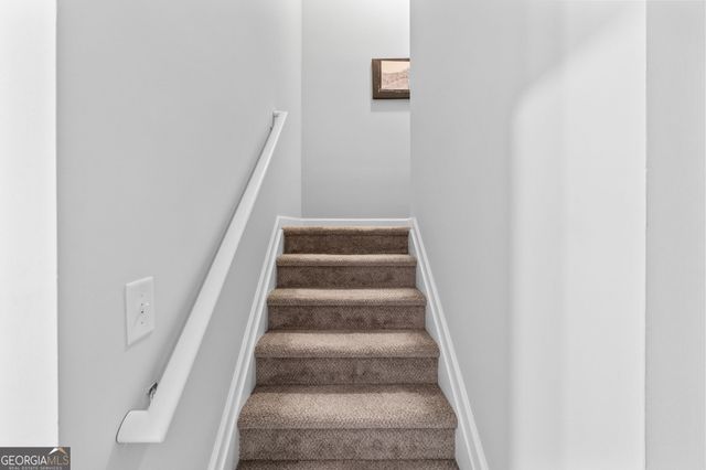 5589 Ashmoore Court, Flowery Branch, GA 30542