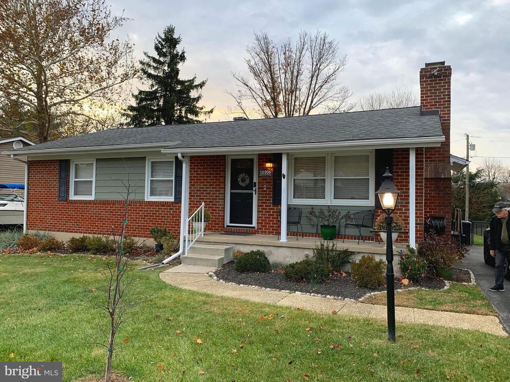 10306 GREENSIDE DR, Cockeysville, MD 21030