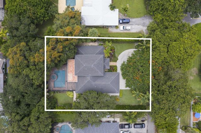 2396 Shore Drive, Palm Beach Gardens, FL 33410
