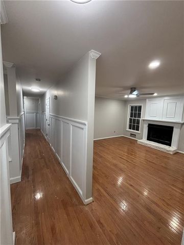 567 Leah Drive, Powder Springs, GA 30127