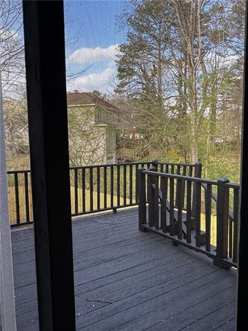 567 Leah Drive, Powder Springs, GA 30127