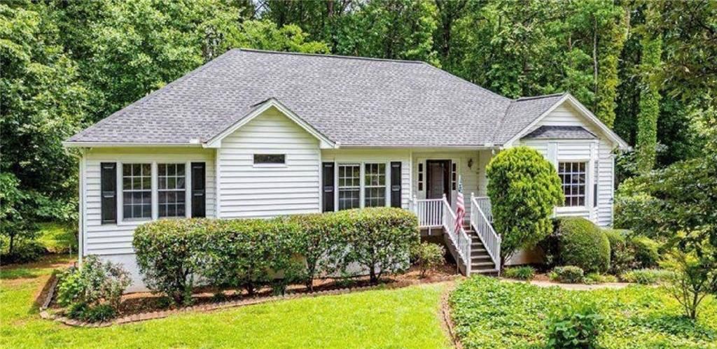 567 Leah Drive, Powder Springs, GA 30127