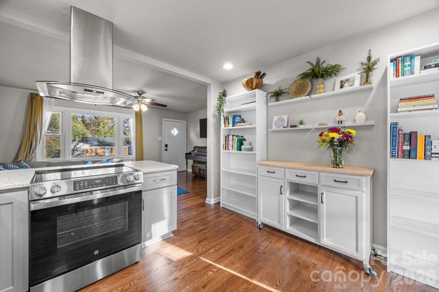 800 Crater Street, Charlotte, NC 28205