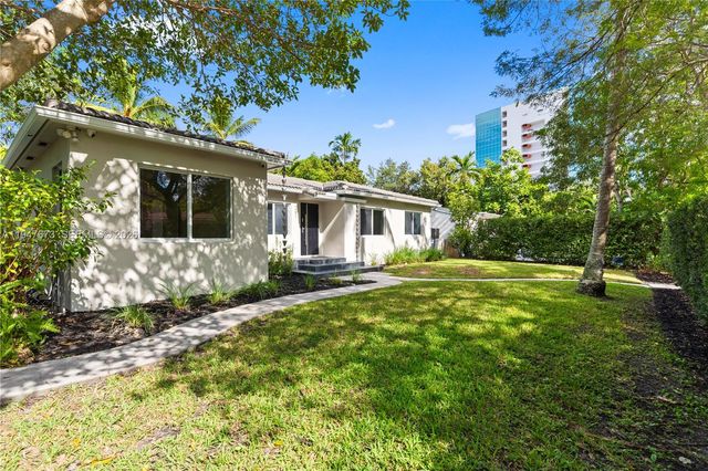 251 NE 44th St 251, Miami, FL 33137