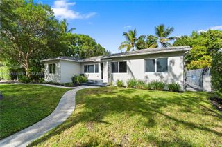 251 NE 44th St 251, Miami, FL 33137