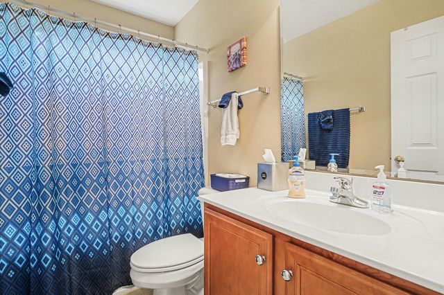 870 Castlebridge Dr., Murrells Inlet, SC 29576